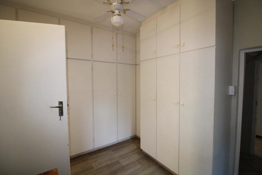 To Let 3 Bedroom Property for Rent in Somerset West Western Cape